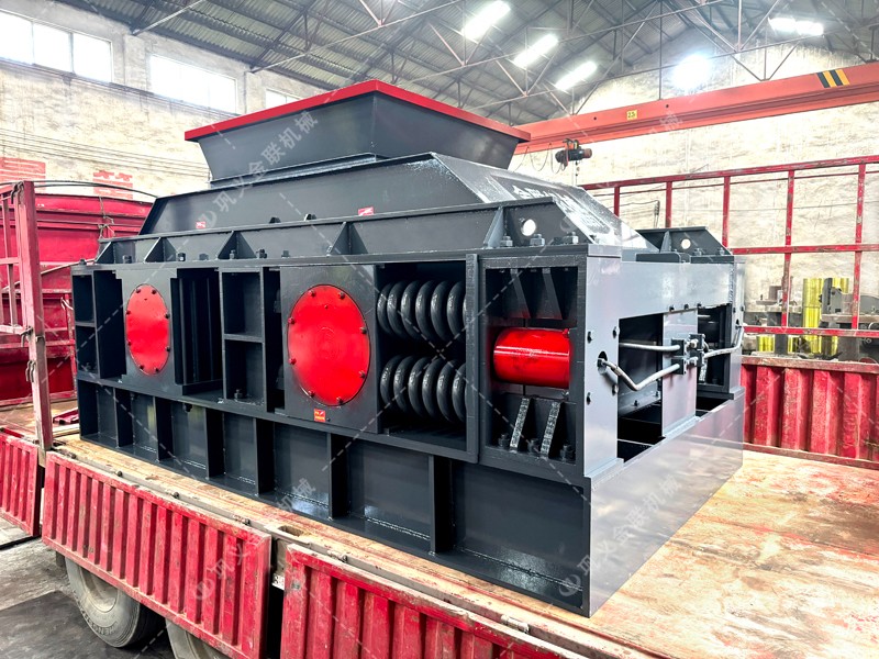 雙輥破碎機:破碎效率高,縮短生產周期 雙輥破碎機:破碎效率高,縮短生產周期